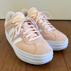 Adidas Women's Light Pink and White Sneakers - Size 8.5 - VGUC